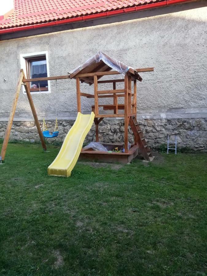 Chalupa U Benov Lúčky Esterno foto